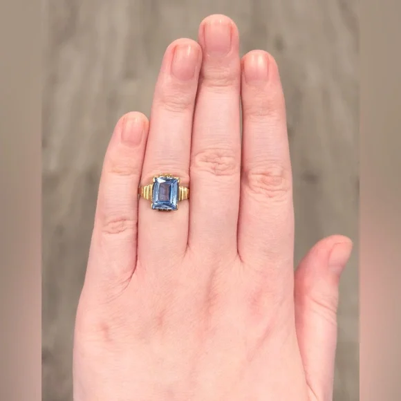 Vintage 14K Gold Lab Created Blue Spinel Ring: Emerald Cut, Mid-Century Modern - Picture 8 of 10